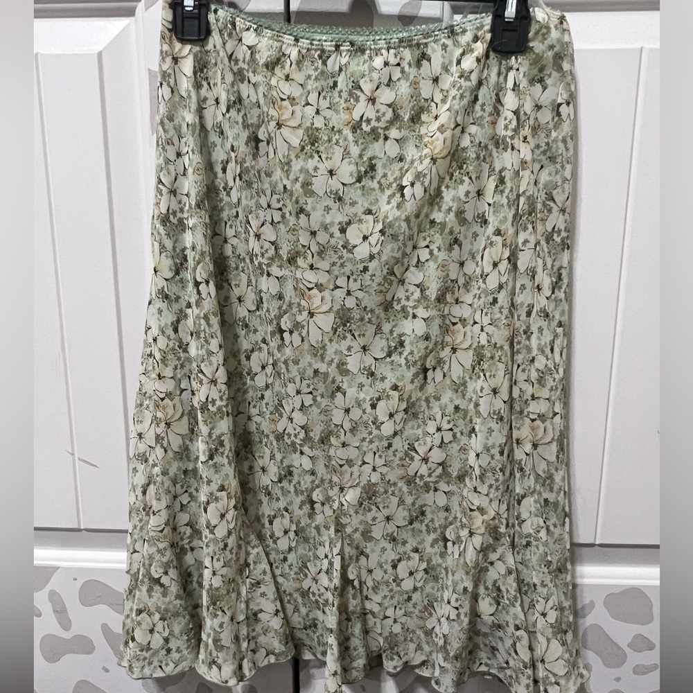 Connected apparel floral skirt with ruffles